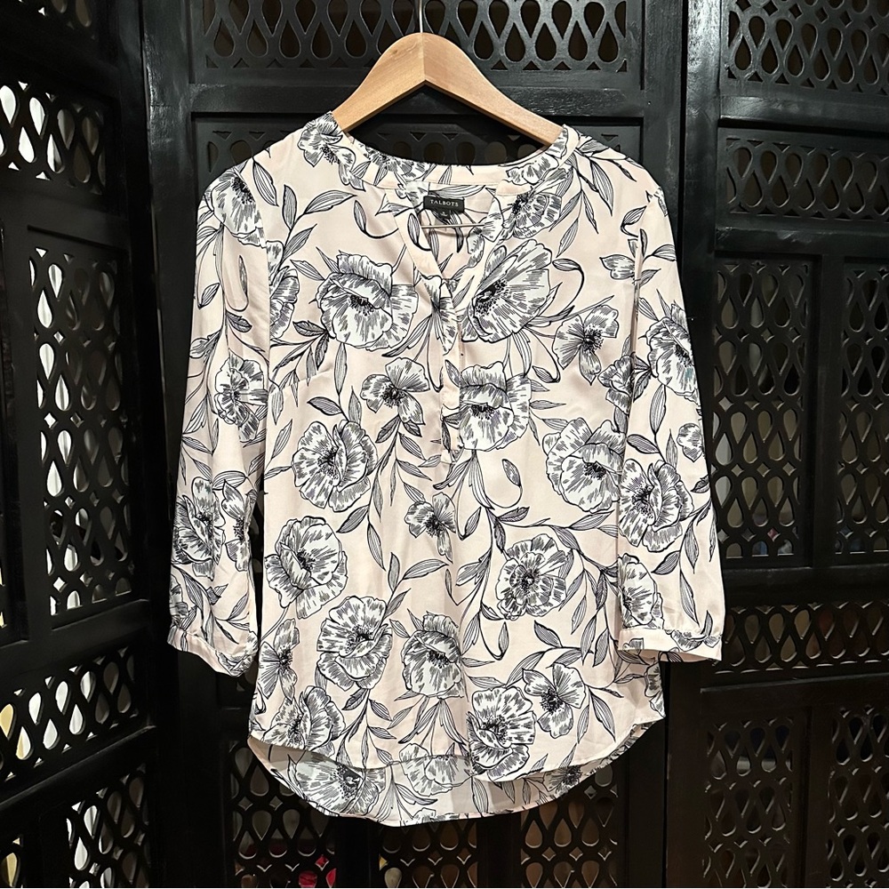 Pink floral print woman’s size S top by Talbots
